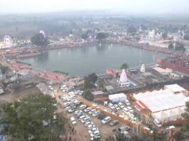 Mela Kapal Mochan: पंजाब में आई त्रासदी के चलते कम रही कपालमोचन मेले में श्रद्धालुओं की संख्या Vyaspur News