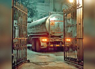 Hanumangarh: पुलिस निगरानी में रखा सील टैंकर का ‘डीजल’ 6 माह में बना पानी Hanumangarh News