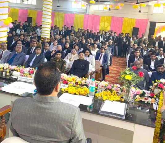 लोक अदालत में समाधान कानूनी दृष्टिकोण से ही नहीं बल्कि आपसी समझ से होता है – न्यायूमर्ति जसप्रीत Firozabad News