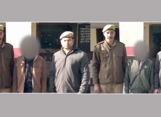 कोर्ट से फरार चल रहे दो वारंटी दबोचे, कारागार रवाना Kairana