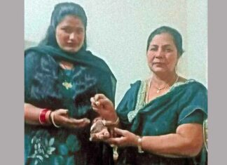 Honesty: गुम हुई सोने की अंगूठी बहन राजेश देवी ने लौटाकर दिखाई ईमानदारी Kairana News