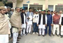 पावटी कलां की मतदाता सूची में गड़बड़ी के आरोप, हंगामा-प्रदर्शन Kairana News