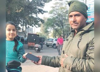 Honesty: कैथल डेरा प्रेमी शीशपाल टीक की ईमानदारी की मिसाल Kaithal News