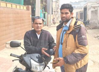 Honesty: हजारों रुपए देखकर भी नहीं डोला ईमान, एटीएम में मिले रुपये लौटाकर पेश की मिसाल Kaithal News