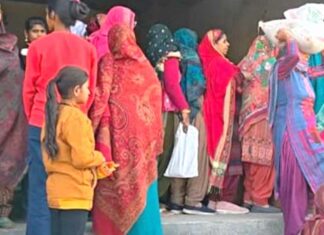 BPL Families: बीपीएल परिवारों को राशन के लिए तीन-तीन बार काटने पड़ रहे डिपो के चक्कर Kaithal News