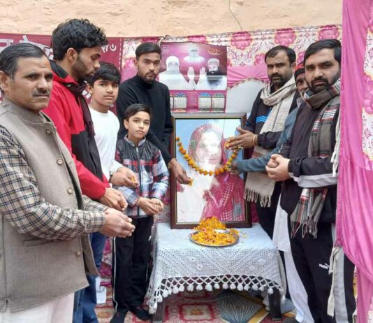 नामचर्चा आयोजित कर सचखंडवासी बहन राजकुमारी को श्रद्धांजलि अर्पित की Meerut News