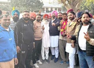 Punjab News: पहली बार पंजाब के ग्रामीण क्षेत्र में बनी ‘आप’ की सरकार, देर रात तक आते रहे ‘परिणाम’ Punjab News