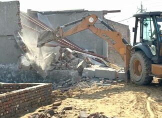 भैयापुर व बोहर गांव में अवैध कालोनियों में प्रशासन का चला पीला पंजा Rohtak News