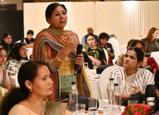 ग्राम पंचायत श्रीनगर सरपंच नवनीत संधू ने फिर किया जिले का नाम रोशन Hanumangarh News