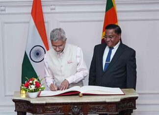 India-Sri Lanka: चक्रवाती तूफान से तबाही की भरपाई के लिए भारत श्रीलंका को देगा 450 मिलियन डॉलर का पुनर्निर्माण पैकेज India-Sri Lanka News