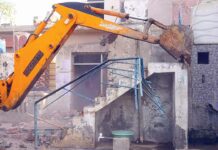 युद्ध नशों के विरुद्ध: नशा तस्कर के अवैध निर्माण पर चला ‘पीला पंजा’ Sunam Udham Singh Wala