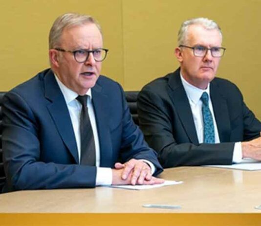 Australia: ऑस्ट्रेलिया के सिडनी में मास शूटिंग के बाद ऑस्ट्रेलिया ने अपनाया यह कड़ा रुख Australia News