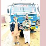 Honesty: मोबाइल वापिस कर दिया ईमानदारी का परिचय Honesty