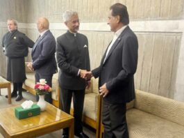 Pakistan: जयशंकर और अयाज़ सादिक की मुलाकात को पाकिस्तान ने दिया तूल, भारत ने अपनाया सख्त रवैया Pakistan News