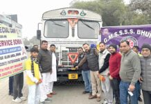 भूना में सड़क सुरक्षा जागरूकता शिविर, 850 वाहनों पर लगाए रिफ्लेक्टर, नियमों के पालन का दिया संदेश Bhuna News