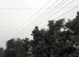 बच्चों की परीक्षाओं के समय घंटों लग रहे बिजली के कटों से परेशान अभिभावकों ने कर डाली ये डिमांड Hanumangarh News