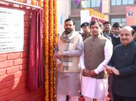 CM Nayab Saini: सीएम सैनी ने कुवि में निर्मित सिंथेटिक हॉकी खेल मैदान का किया उद्घाटन Kurukshetra News