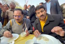 Manoj Tiwari Theft News