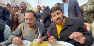 Manoj Tiwari Theft News