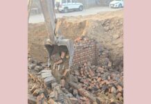 Bulldozer Action: डीटीपी ने अवैध निर्माण को किया ध्वस्त Sirsa News