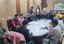 Farmers protested: मंडी को पांच ब्लॉक में बांटने के प्रस्ताव पर जताया विरोध Hanumangarh News