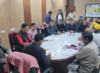 Farmers protested: मंडी को पांच ब्लॉक में बांटने के प्रस्ताव पर जताया विरोध Hanumangarh News