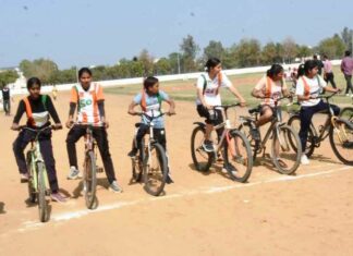 भिवानी की बेटियों ने मैदान पर दिखाया दम, ग्रामीण महिला खेलकूद प्रतियोगिता में जमकर बरसे पदक Bhiwani News