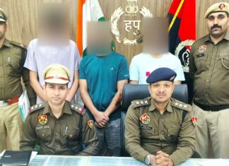 ठगी के लिए विदेश में बैठे साइबर ठगों के तीन साथी काबू Gurugram News