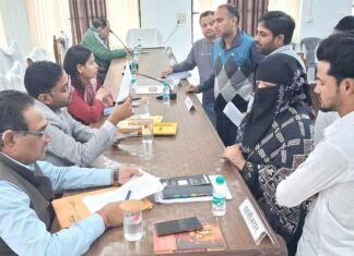 शिकायतों के निस्तारण में न बरतें लापरवाही: निधि भारद्वाज Kairana News