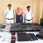 पश्चिम बंगाल में सिम बॉक्स रैकेट का भंडाफोड़, एक गिरफ्तार, 2500 से अधिक एक्टिव सिम बरामद Kolkata News