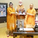 प्रख्यात अमेरिकी वैदिक विद्वान डॉ. डेविड फ्रॉले ने लखनऊ में की सीएम योगी आदित्यनाथ से मुलाकात Lucknow News