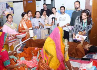 जिला अस्पताल में बांटी सेवा और संवेदना की सौगात Hanumangarh News