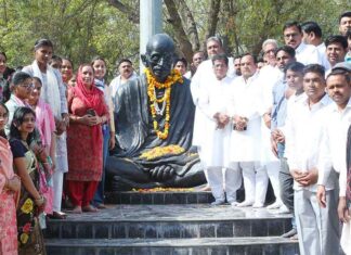 दांडी मार्च की स्मृति में हनुमानगढ़ में निकली शांति पदयात्रा, संगोष्ठी में गूंजे गांधीवादी नारे Hanumangarh News