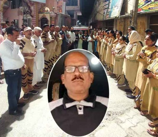 फतेहाबाद के मानवता की मिसाल बने दिनेश कुमार इन्सां को भावभीनी विदाई