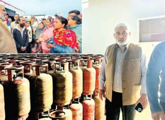 Gas Agency Raid: कैबिनेट मंत्री ने गैस एजेंसी पर मारा छापा Gurdaspur News