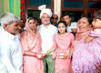 Rahul Gandhi: निभाया वादा, बेटी को आशीर्वाद देने राहुल गांधी पहुंचे मदीना गांव Rahul Gandhi