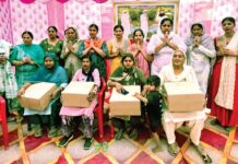 कल्याण नगर की बहनों ने 50 जरूरतमंदों को बांटी स्टेशनरी व 5 को राशन Sirsa News