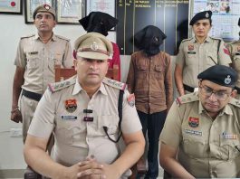 Theft News: मंदिर व मोबाइल दुकान में चोरी का चंद घंटों में खुलासा, दो आरोपी गिरफ्तार Fatehabad News