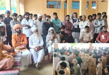 झोपड़ी में आग लगने के प्रकरण ने पकड़ा तूल, पंचायत में कार्यवाही की मांग Kairana News